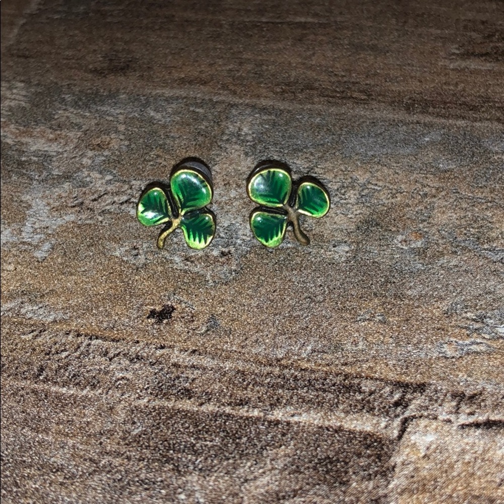 lucky brand clover earrings